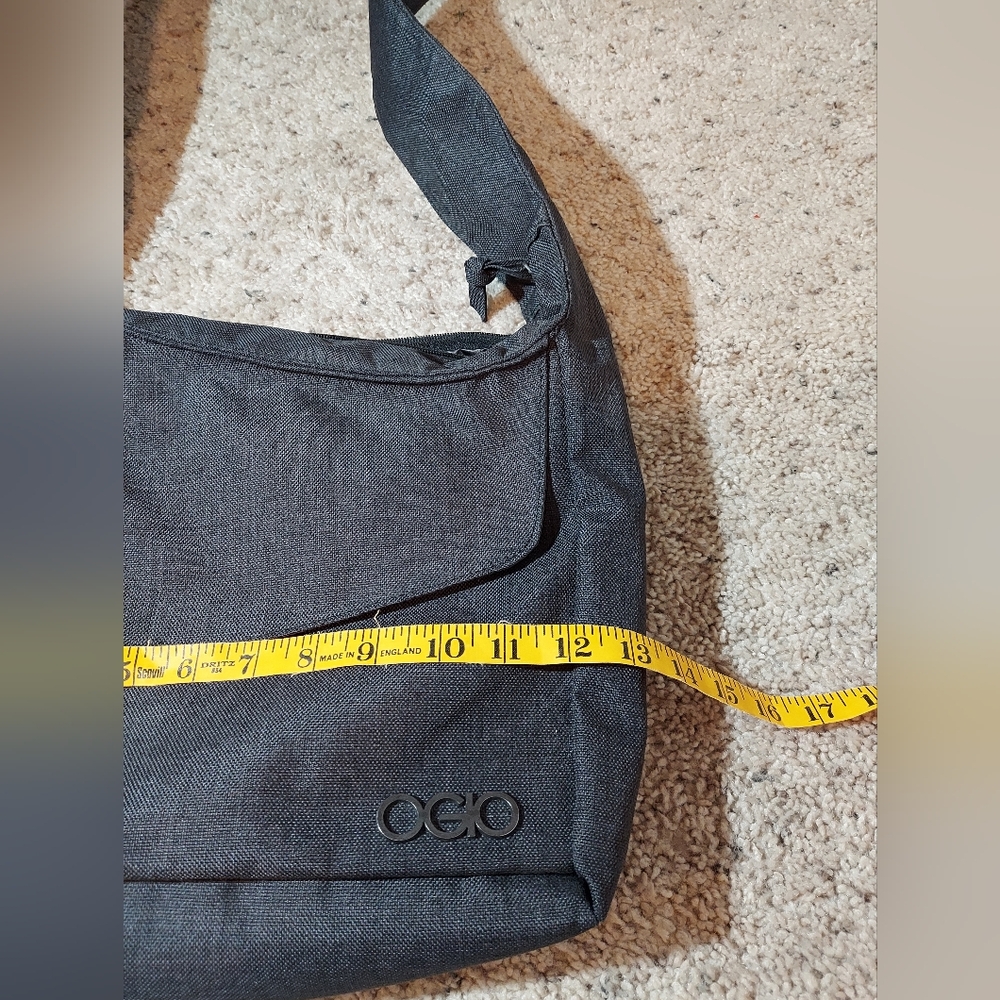 Ogio Cross Body Tablet Bag - Picture 5 of 7